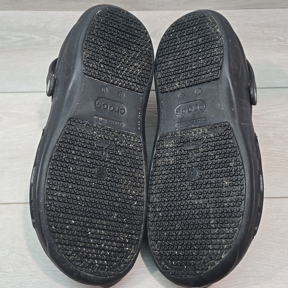 Crocs Men\'s Black Outdoor Rubber Clogs Shoes Sz 13 main image 6